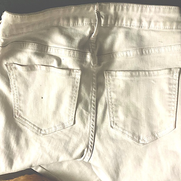 Women's Old Navy Rockstar mid-rise jeans size 4 - Picture 2 of 10
